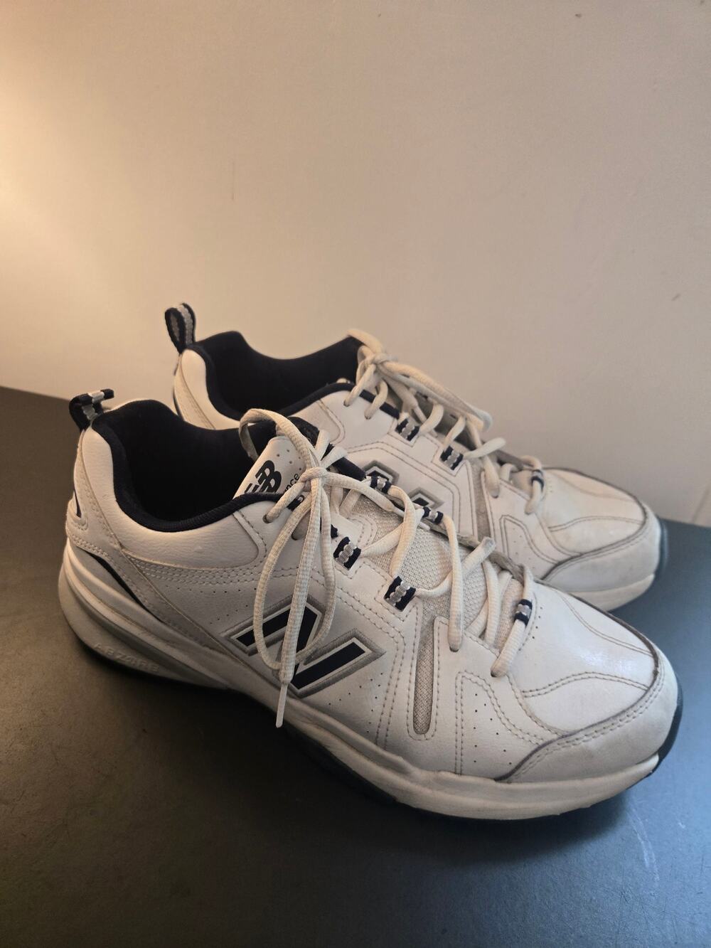 New balance 608 mens white dad core shoes pre owned size 11D